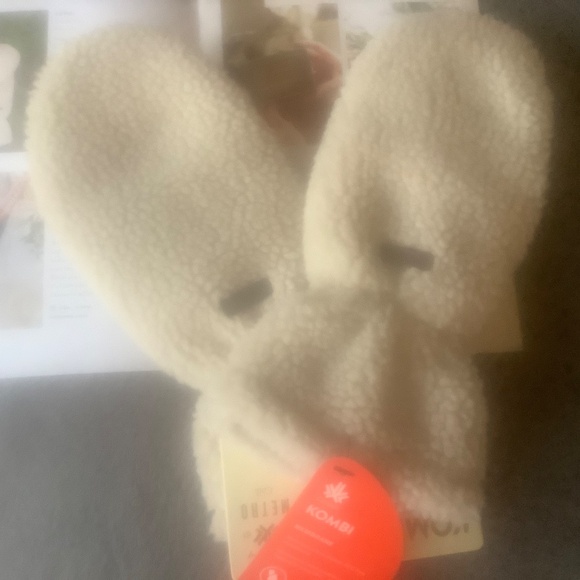 Jillybox gloves - Picture 2 of 3